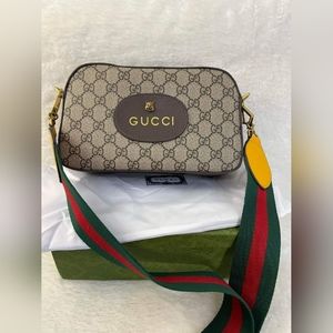 Gucci Camera bag